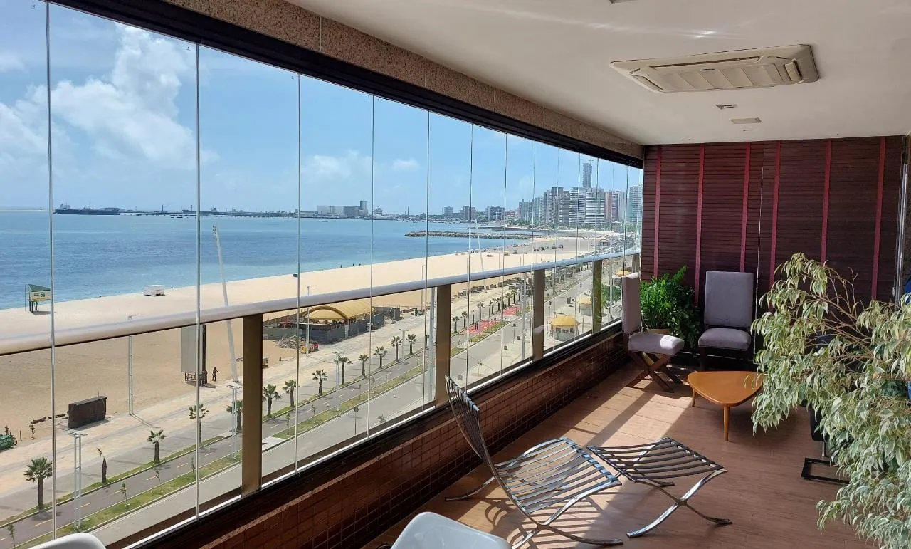 Sacada envidraçada - orçamento Potenza Vidros